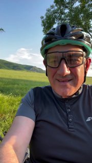 Пашинян показал участок под строительство нового стадиона в Иджеване