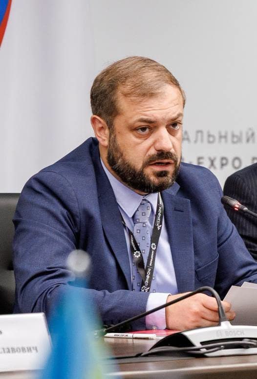 Министр экономики Армении Геворг Папоян на заседании Совета по промышленной политике ЕАЭС в Екатеринбурге