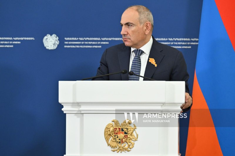 Никол Пашинян и Урсула фон дер Ляйен на пресс-конференции в правительстве Армении