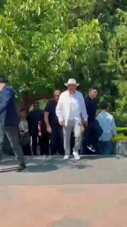 Никол Пашинян на литургии в церкви Святой Богородицы в Ереване