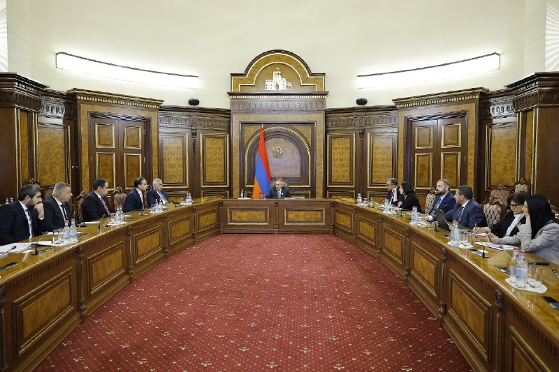 Совещание под председательством премьер-министра Никола Пашиняна по градостроительству района Конд в Ереване