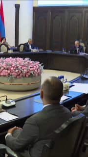 Никол Пашинян на пресс-конференции, Армения