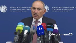 Никол Пашинян на брифинге объявляет о доступе армянских цветоводов к платформе в Нидерландах