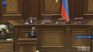 Заседание Национального собрания Армении, депутаты покидают зал