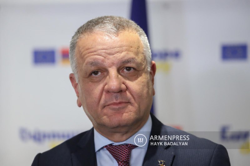 Посол Европейского союза Василис Марагос на встрече с армянскими экспортерами в Армении.